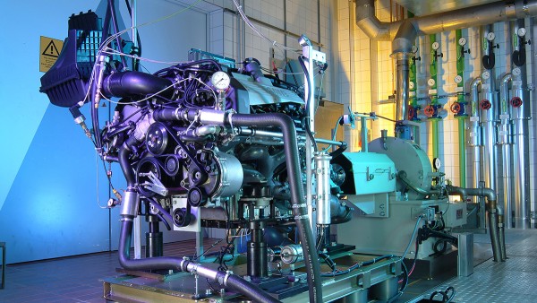 Schaeffler industry solutions for motorcycles and special vehicles: Engine test stand