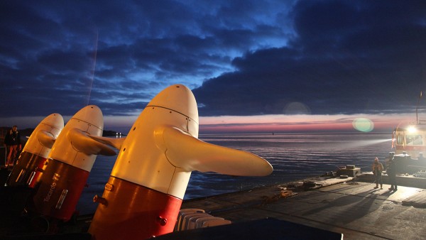 Around the world, Schaeffler is a sought-after partner for bearing solutions used in producing power from ocean energy – such as for the bearing positions in turbines.